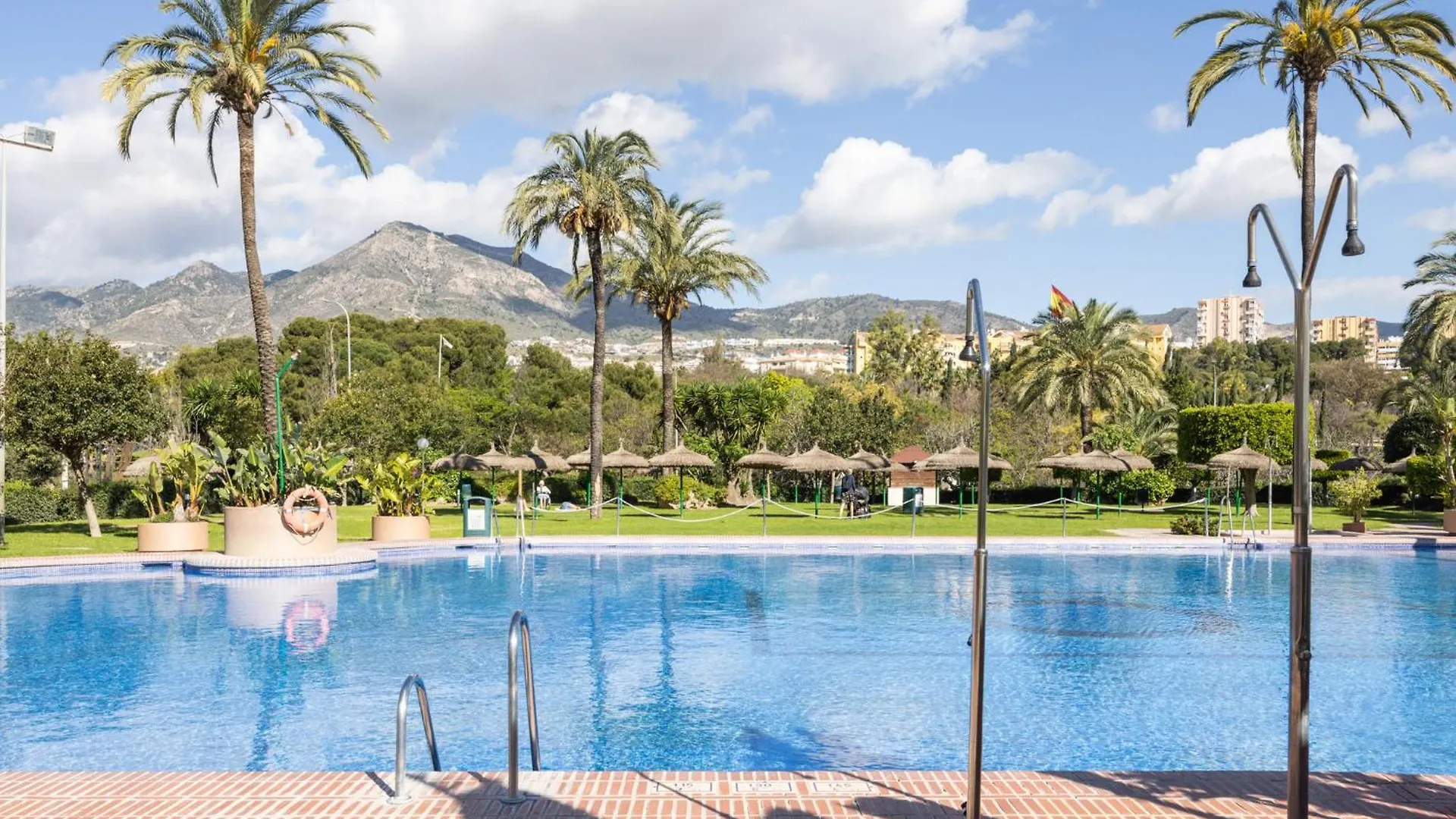 Benalbeach Apartments By Alfresco Stays Benalmádena 0*,  España