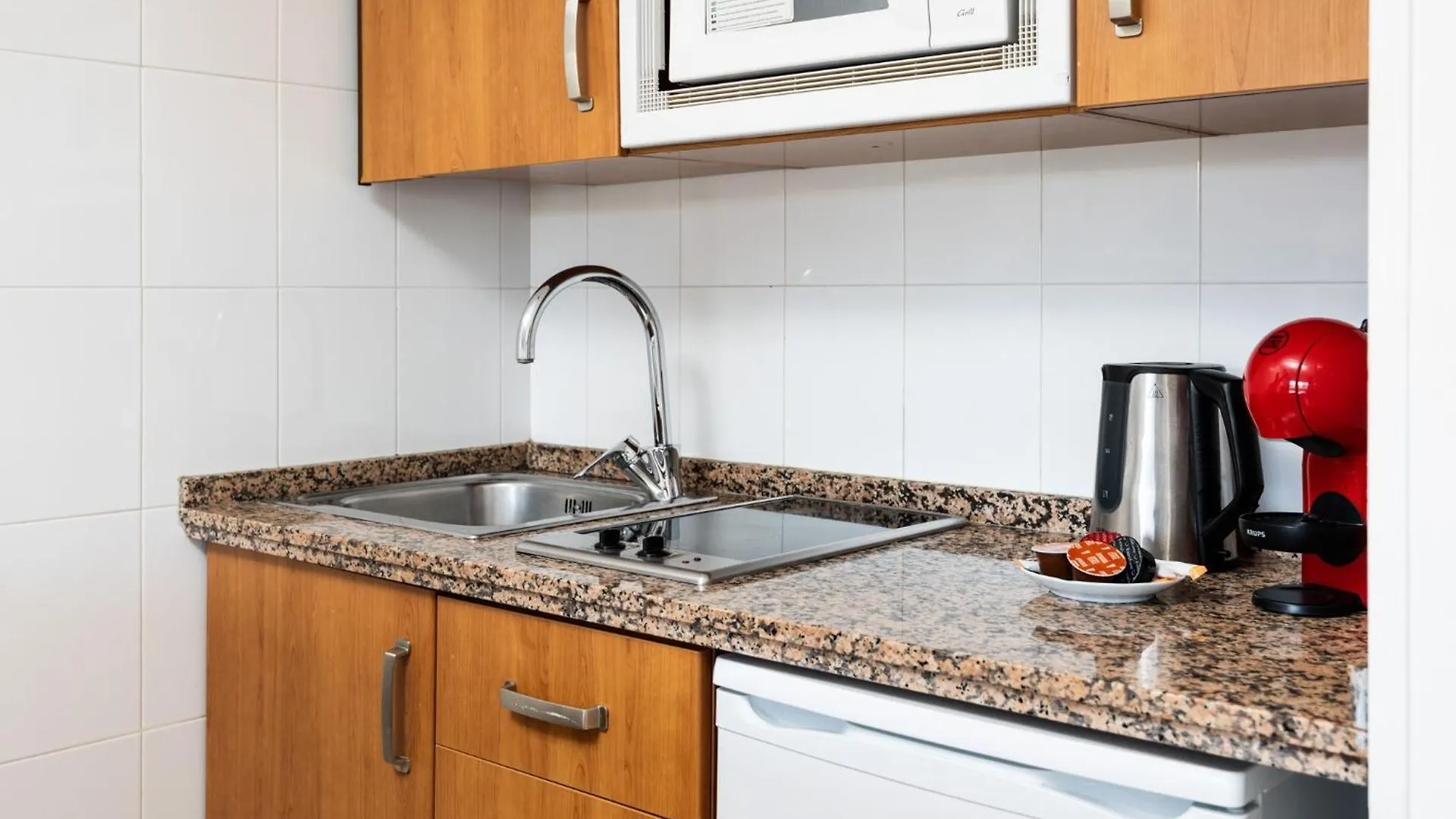 Benalbeach Apartments By Alfresco Stays Benalmadena 0*,  Spain