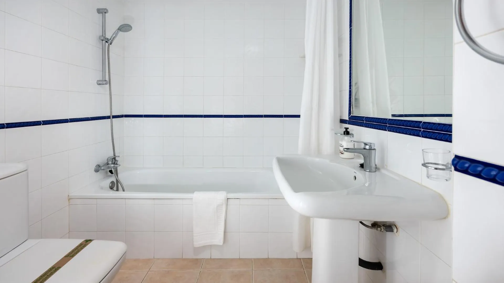 Benalbeach Apartments By Alfresco Stays Benalmádena 0*,  Spanien